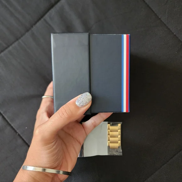 Tommy Hilfiger Gold Men's Harley Watch (NIB) - Picture 5 of 5